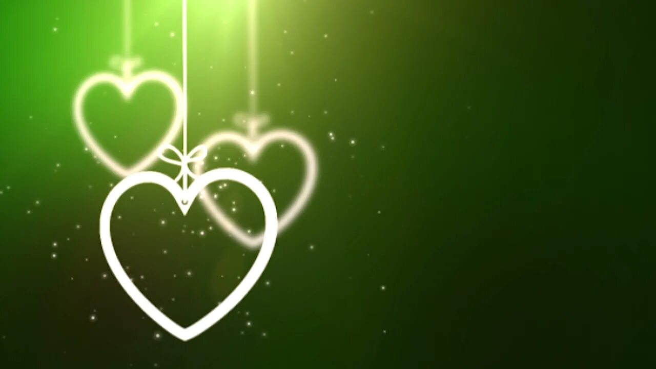 Зеленая любовь. Love на зеленом фоне. Сердце на зелёном фоне для видео. Зеленый фон любовь. Любовь в зеленой полночи