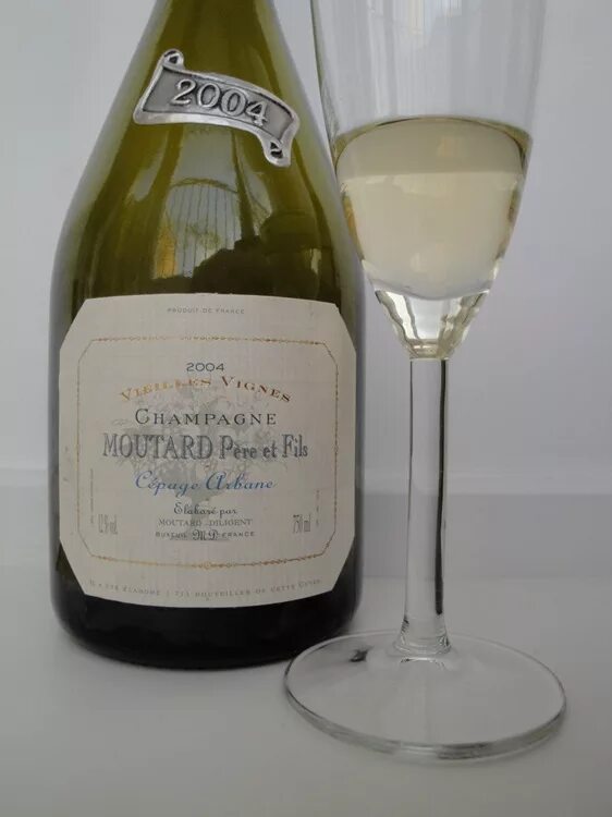 Bouchard pere fils в деревянной коробке. 75 л. Pere et fils. Pere et fils. Вино pere fils.