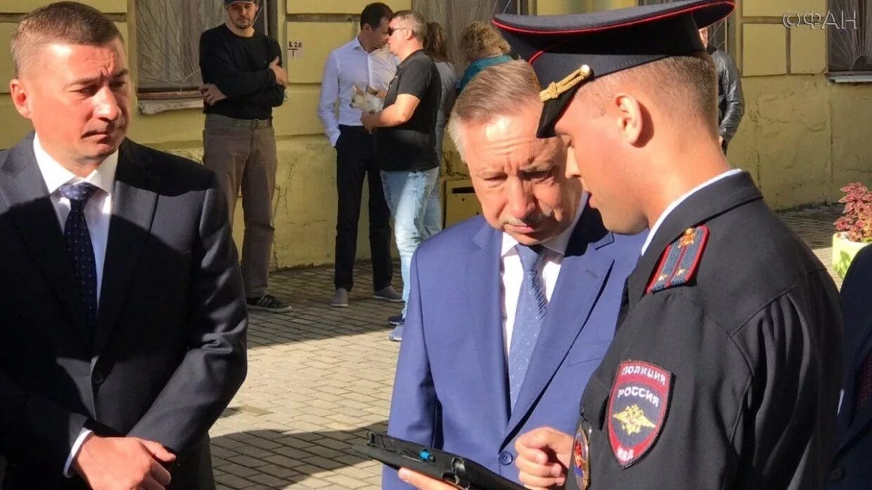 Умвд по петроградскому району. Умвд по петроградскому. Умвд по петроградскому. Умвд по петроградскому. Умвд по петроградскому району санкт-петербурга.