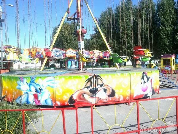 Парк хаус лунапарк. Лунапарк около парк хауса. Лунапарк тольятти парк хаус 2023. Парк хаус лунапарк. Лунапарк казань аттракционы.