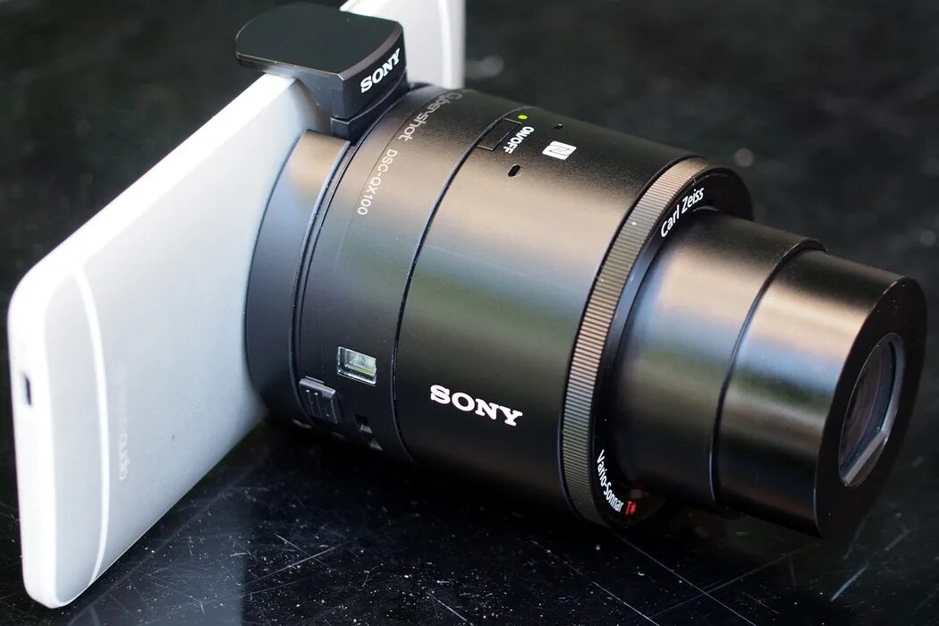 Sony qx10. Sony Cyber-shot qx100. Смартограф Sony DSC-qx10. Sony объектив для смартфона DSC-qx100. Обзоры объективов sony