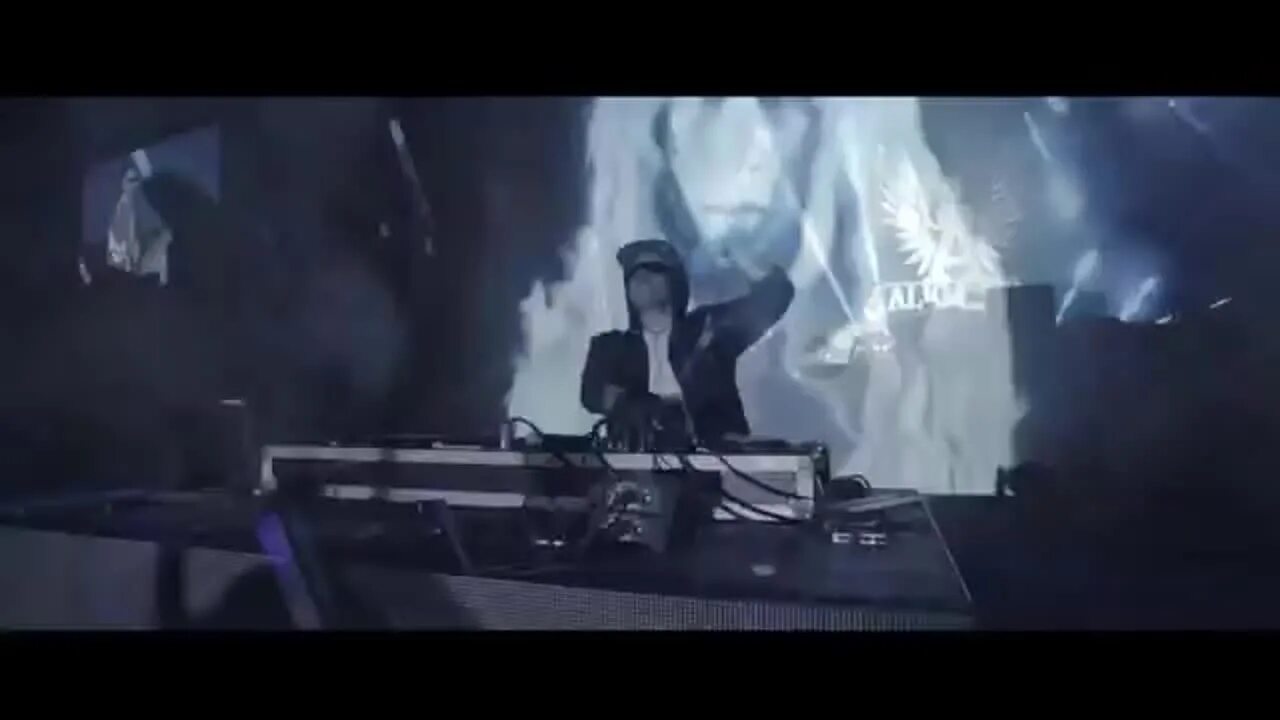 Aligator project bounce 2. Dj aligator. концерт диджей аллигатор. дж аллигатор 2025. dj aligator drop the bass.