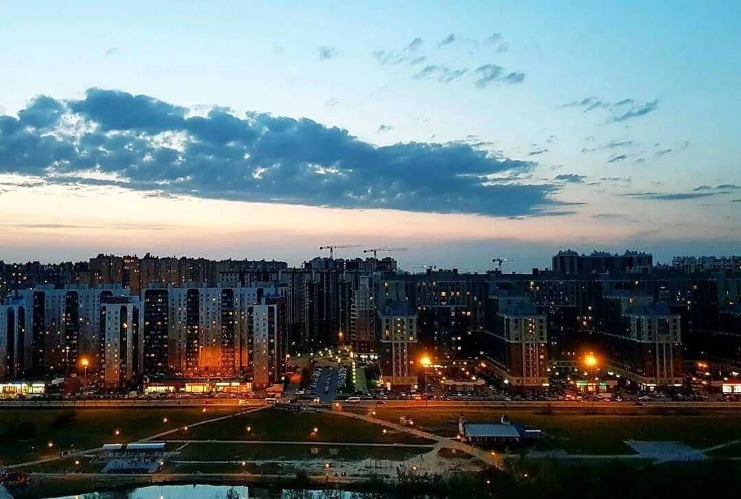 Прогноз кудрово. Кудрово площадь. кудрово площадь города. кудрово площадь европы ночью. кудрово кольцо.