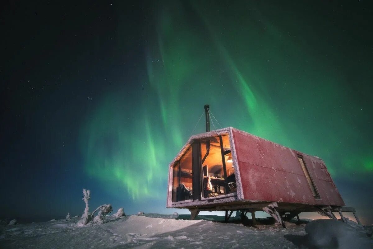 Дом в арктике. Дом в арктике. Дом в арктике. Таймыр бухта зимовочная. Полярная станция остров рудольфа.