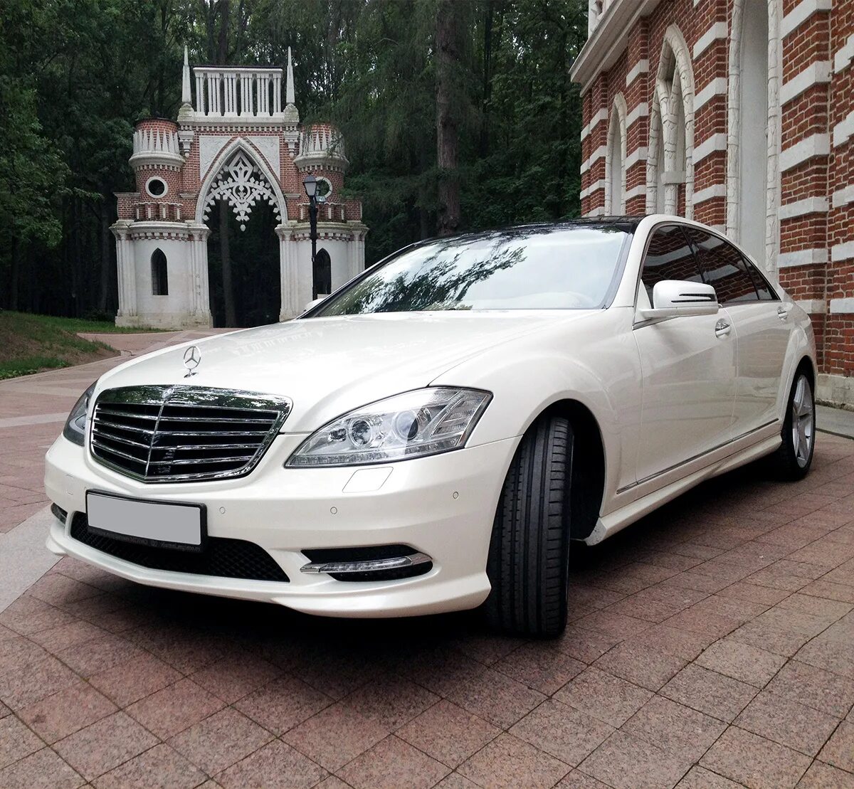 S class 5. Mercedes s class w221 белый. мерседес бенц s221. mercedes benz s 221. mercedes s 221 белый.