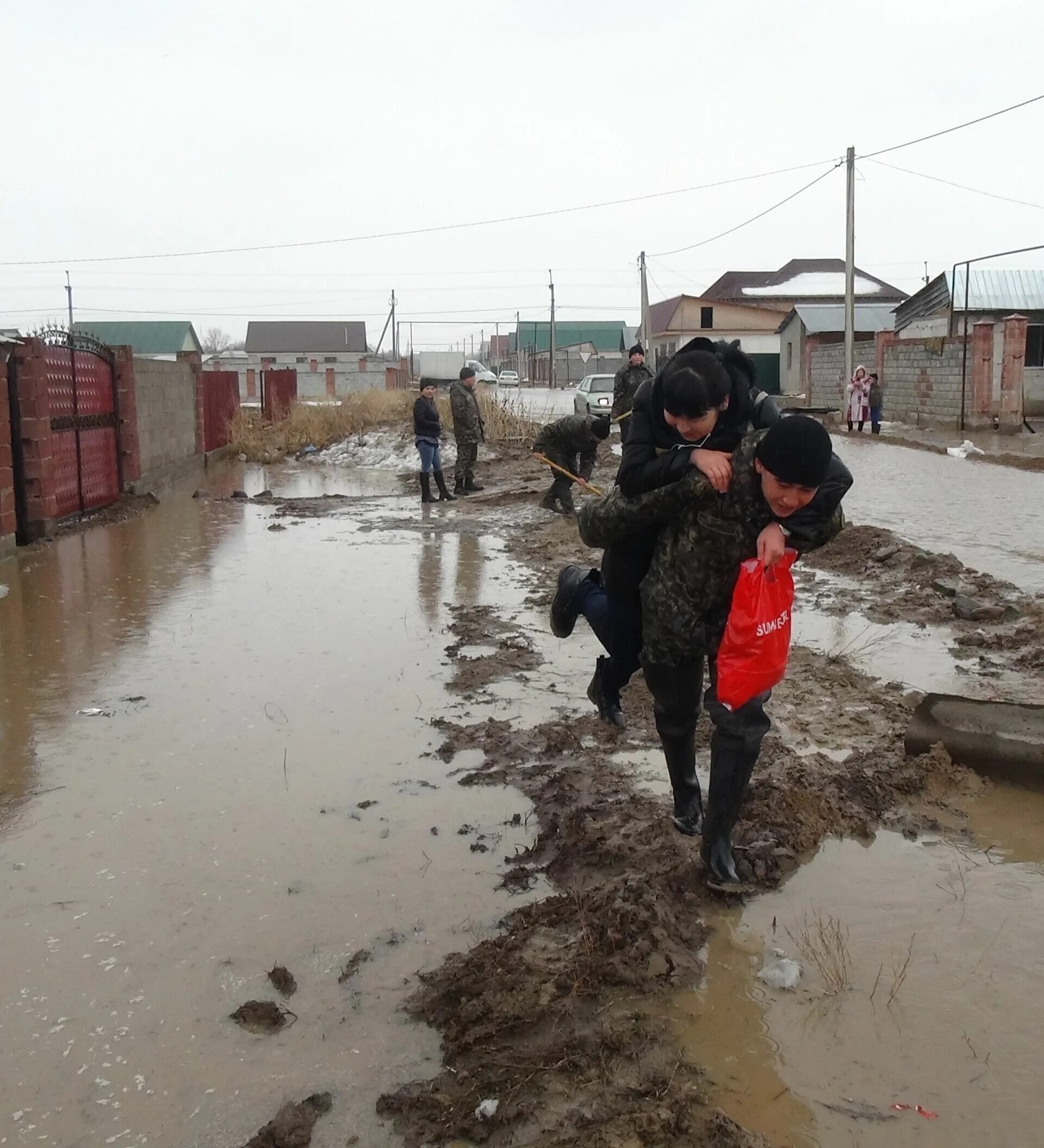 Потоп в Казахстане. Паводок. Атбасар наводнение. Половодье на казахском.