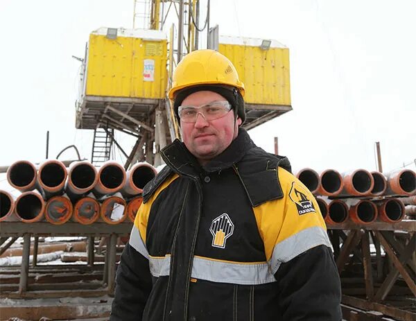 Сургутнефтегаз буровики. Буровик. Нафтагаз-бурение нефтегаз. Снт буровик участок. Дом бавлы буровиков 46.