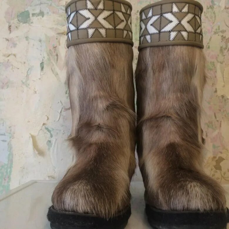 унты ямал. унты оленьи северное сияние. айхал фабрика унтов. унты иркутск адреса. унты из камуса северное сияние иркутск.