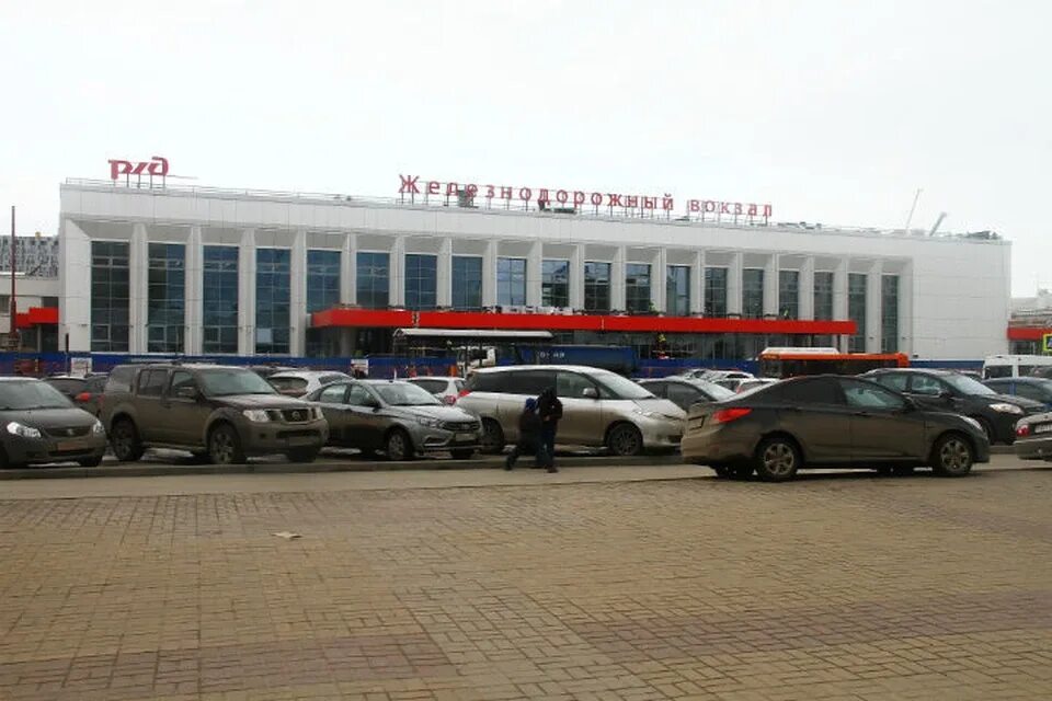 Нижний новгород вокзал справочная. Московский вокзал нижний новгород. жд вокзал нижний новгород. нижегородский московский вокзал. московский вокзал нижний новгород 2000г.