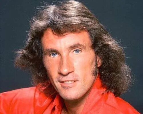 Билл медли. Bill medley в молодости. "bill medley" && ( исполнитель | группа | музыка | music | band | artist ) && (фото | photo). Билл медли. Билл медли.