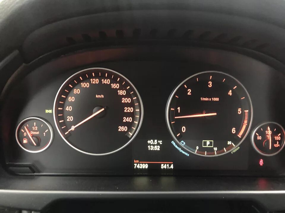 Панель бмв х5. Bmw x5 f15 приборная панель. панель приборов бмв х5 f15. панель приборов бмв х5 f15 электронная цифровая. bmw x5 f15 black panel приборы.