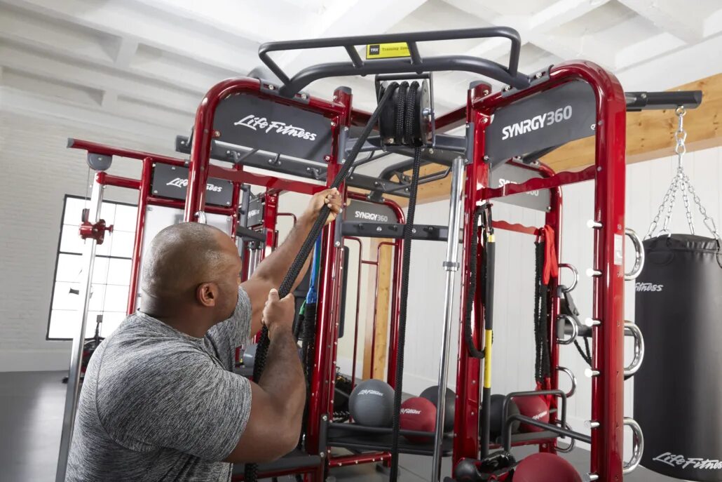Complete with final display change pull life. Синерджи 360. синерджи 360 тренажер. life fitness synergy. мультифункциональная станция synrgy 360xs.