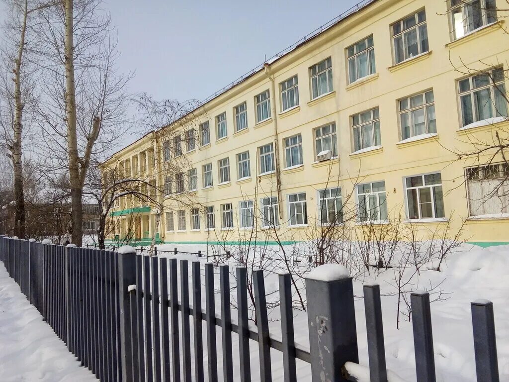Школы падун братск. 7 школа братск гидростроитель. 25 школа братск. Поселок падун. Школа 4 братск падун.