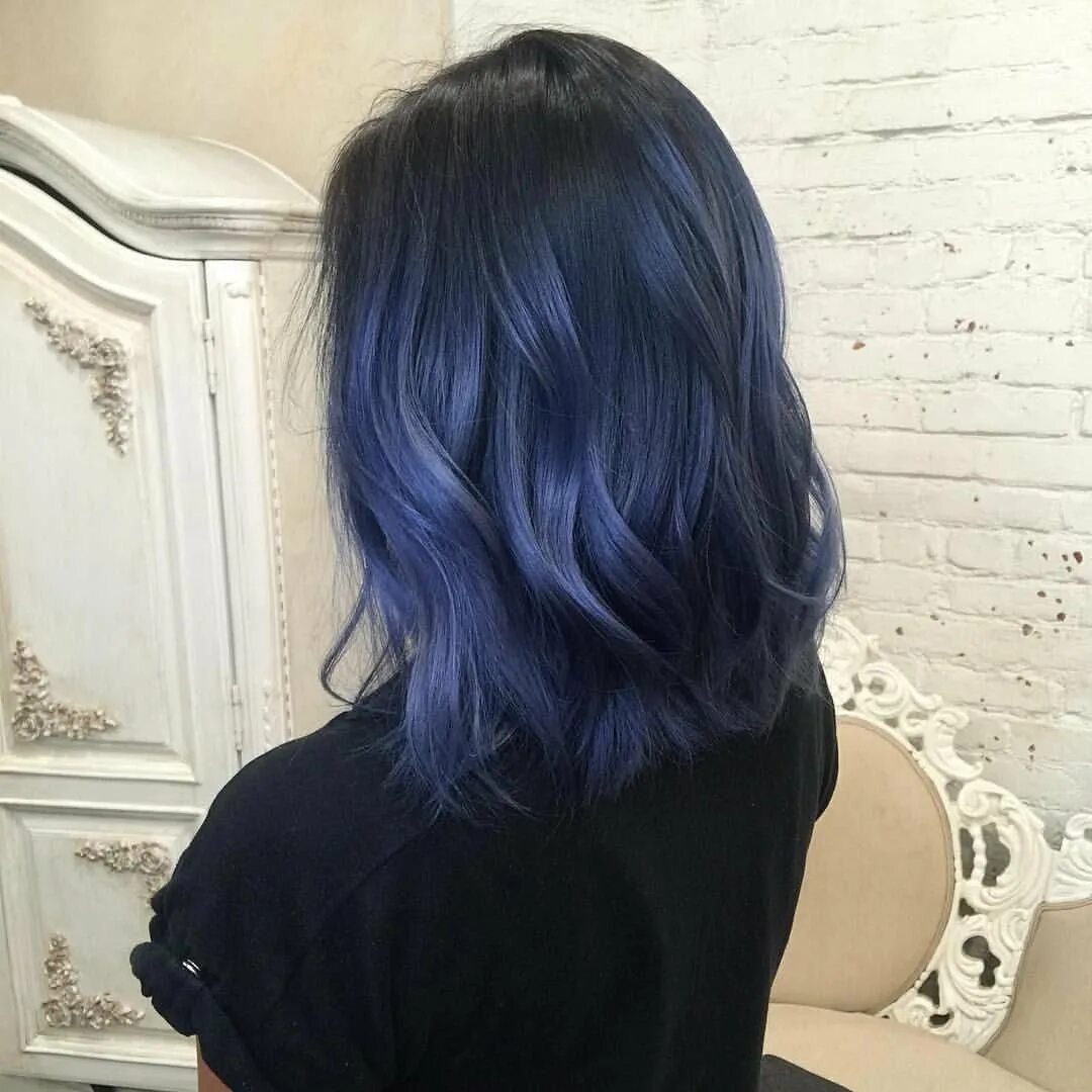 Темно синий цвет волос. Темно синие волосы. Темно синие волосы каре. Темно синие волосы короткие. Синие волосы темные.