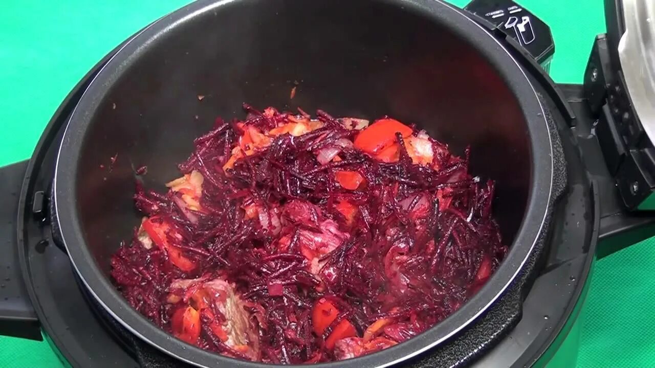 Рецепт борща с мясом в мультиварке. Борщ в мультиварке редмонд. борщ с говядиной в мультиварке. борщ в мультиварке пошагово. борщ в мультиварке redmond.