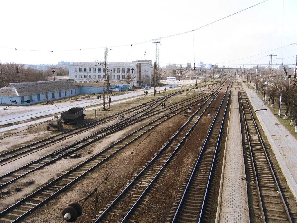 Крым п красногвардейское. Красногвардейское Крым. Пгт Красногвардейск Крым. Красногвардейский элеватор Крым. Петровка Красногвардейский район Крым.