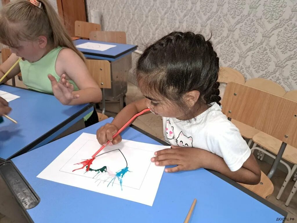 быстрые технике рисование для детей. кляксография осьминожки. кляксография для слабовидящих. кляксография с трубочкой в детском саду. александр козенс кляксография.