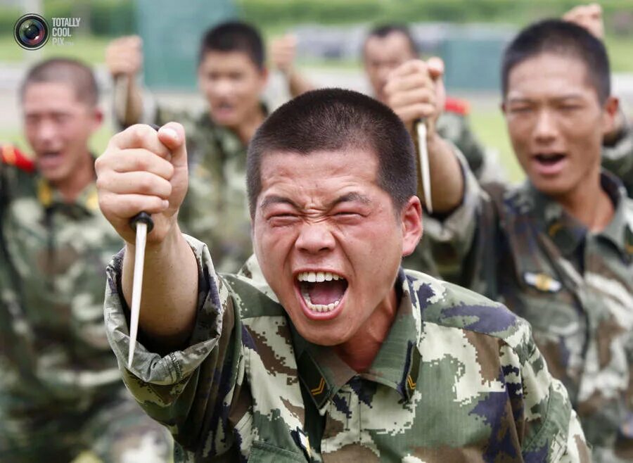 Узкоглазые россии. Китайские военные. Китайцы атакуют. Китайцы армия.