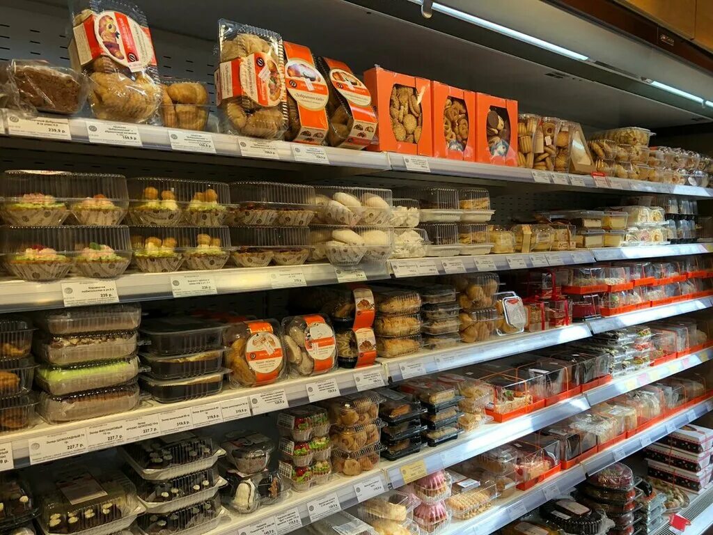 пастичерия. добрынинский магазин кафе. кондитерская лавка. магазин тортов в москве рядом со мной. кондитерский магазин внутри.