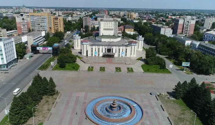 Находиться в семее