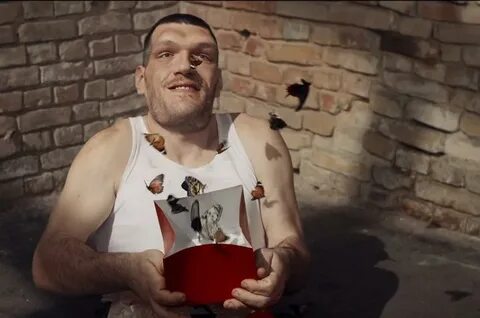 Бути іншим