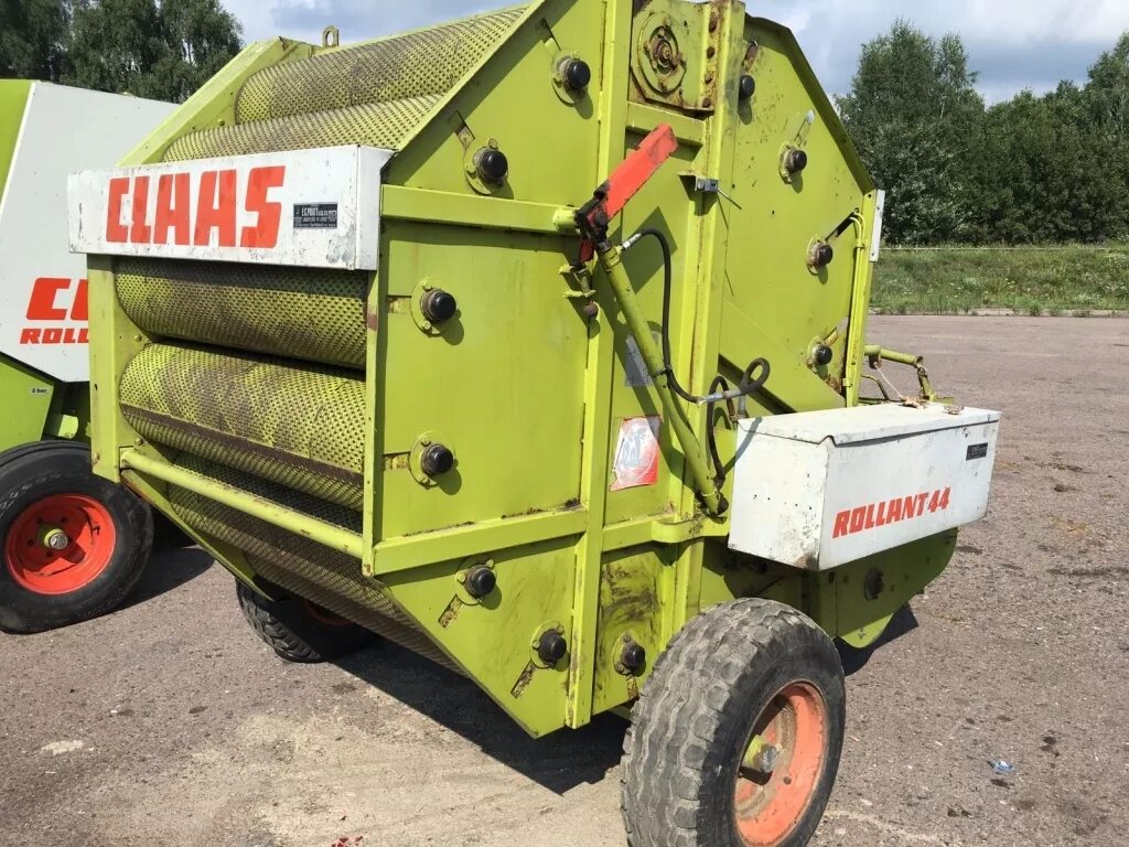 Бу подборщик сена. Пресс-подборщик CLAAS Rollant 354. Пресс-подборщик CLAAS Rollant 205. Пресс подборщик CLAAS Марканд 60 ножи. Подборщик CLAAS 300.