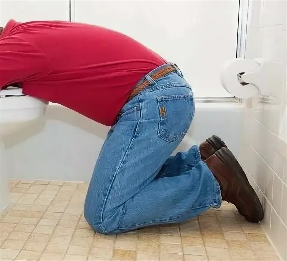 Ранняя рвота. Тошнота. упорная рвота. тошнота картинки. тошнит картинка.