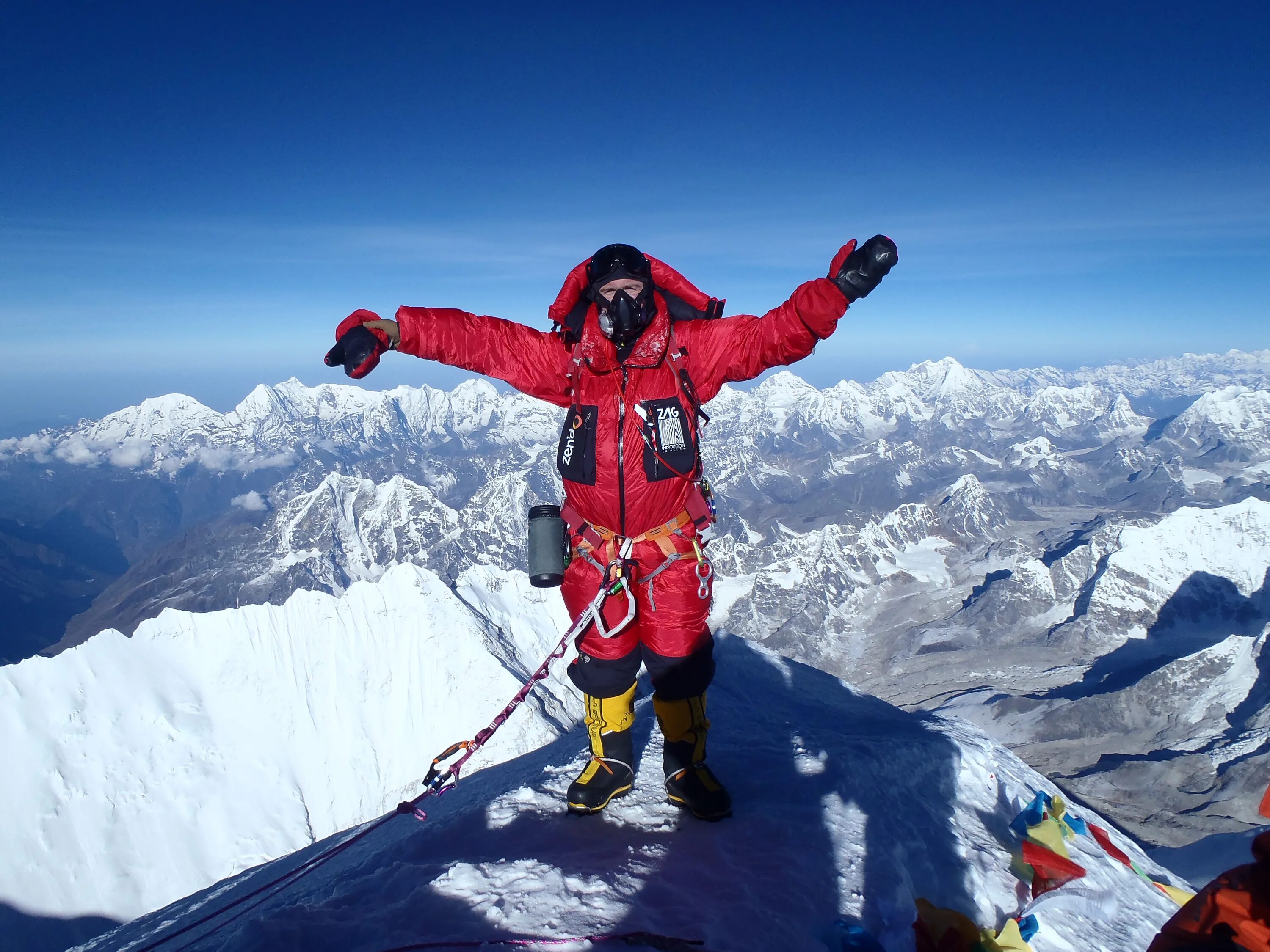 Mount everest is high in the world. Фрэнсис Арсентьев Эверест. Шрия Шах-Клорфайн (Shriya Shah–Klorfine)..