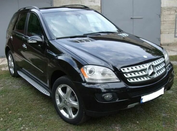 Мерседес 2005 купить. Mercedes ml350 2005. Мерседес мл 2005. Мерседес Бенц мл 350 2005. Мерседес ml 2005.