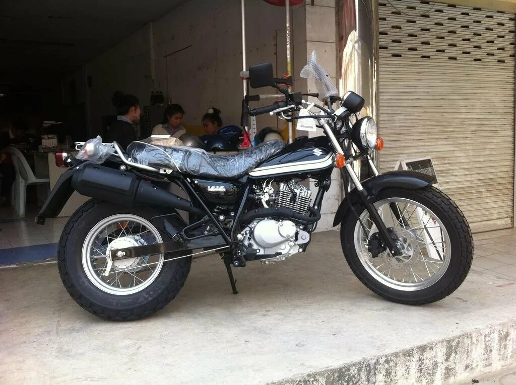 Suzuki vanvan 200. Suzuki van van 200 custom. Мотоцикл сузуки ван ван. Suzuki van van 200. Suzuki van-van 125.