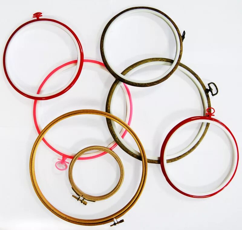 Пяльца деревянные. Пяльцы рамка гамма. Пяльца круглые. Пяльца овальные деревянные. Пяльцы "gamma" phr-100 d 250 мм круглые ( 10 " ) под дерево.