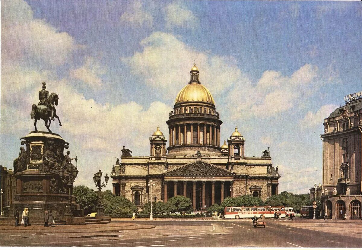 Памятники культуры созданы в 20 в