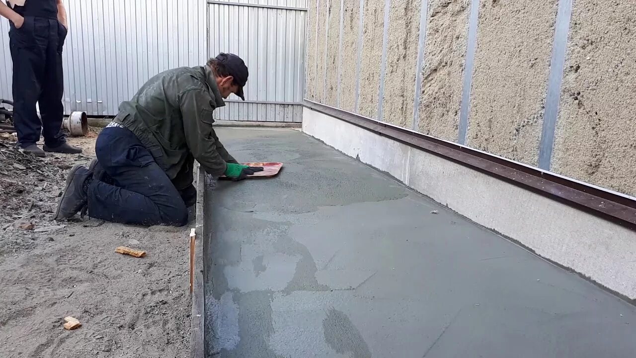 Как зажелезнить стяжку