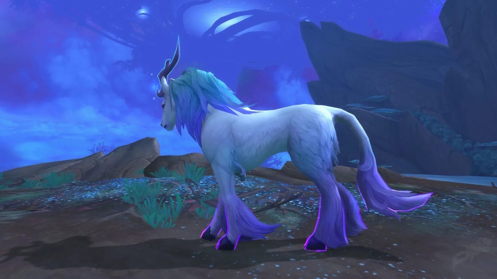 Призрачный единорог в арденвельде. Мерцающий туманный бегун вов. World of warcraft shadowlands темный охотник. Wow мерцающий туманный бегун. Мерцающий туманный бегун вов.