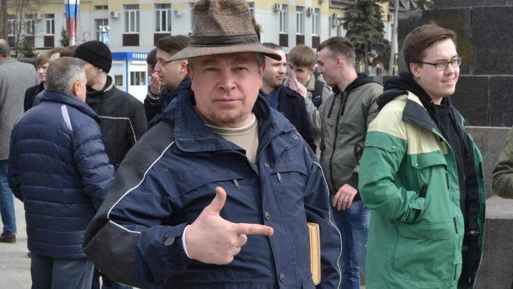 Брянск люди. Партия новые люди фото. Новые люди брянск. Набережная брянск. Брянский лес стимул.