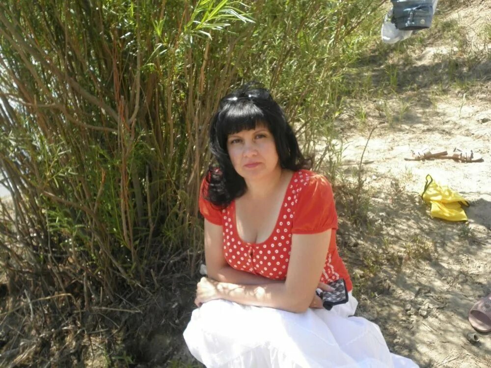 Женщина ищет женщину чита. Девушки с номерами в оловянной. Женщины для встреч в чите. Чита женщины за 50 лет. Женщина ищет женщину чита.