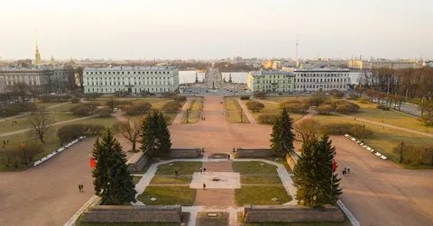 На марсовом поле