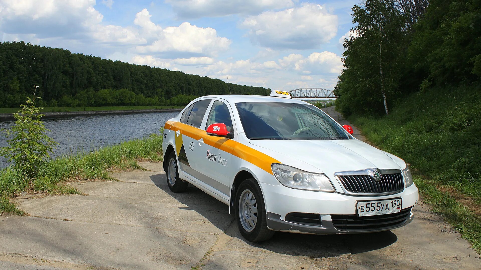 Такси хвойная. Skoda Octavia Taxi. Skoda Octavia a8 Taxi.