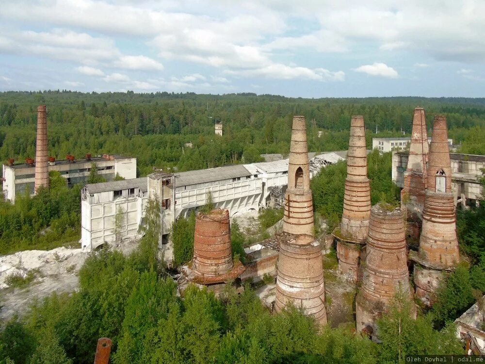 Мраморно-известковый завод в карелии. Завод рускеала. Мраморный завод рускеала. Рускеала заброшенный мраморно-известковый завод. Завод рускеала.