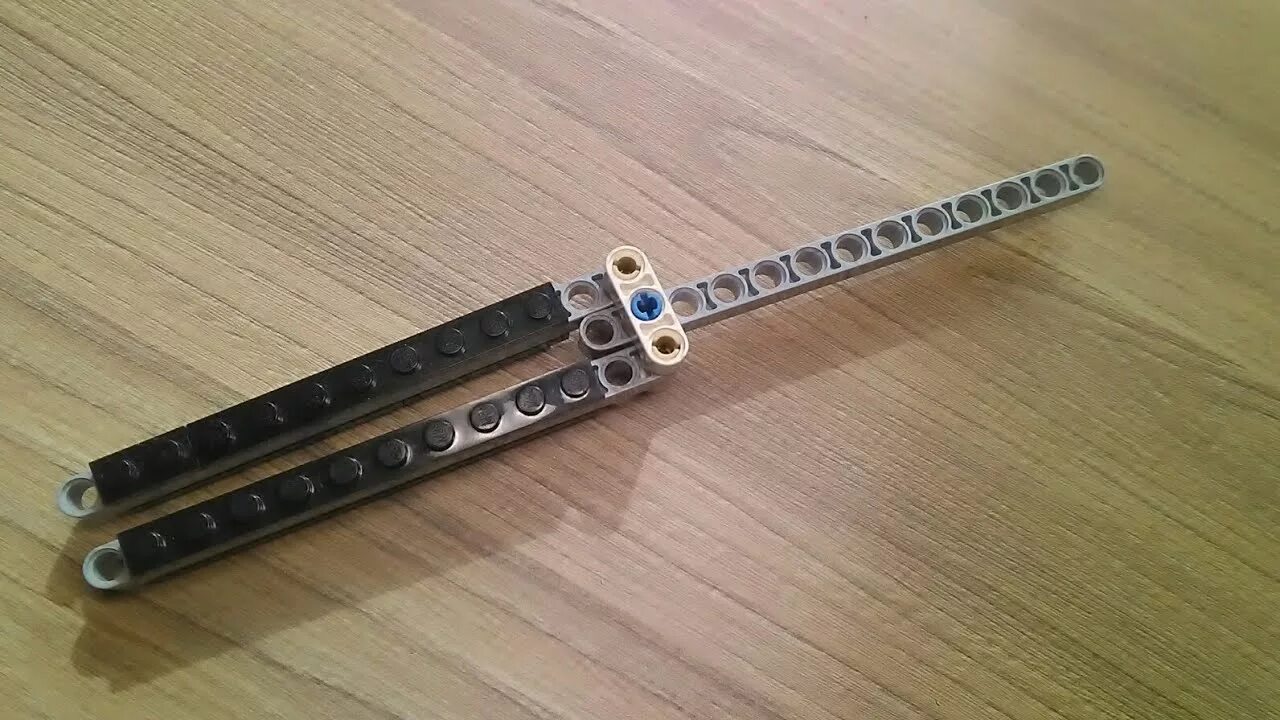 Как сделать из конструктора нож. Lego нож-бабочка lego technic. нож бабочка из лего. ножик бабочка из лего. нож бабочка из лего техник.