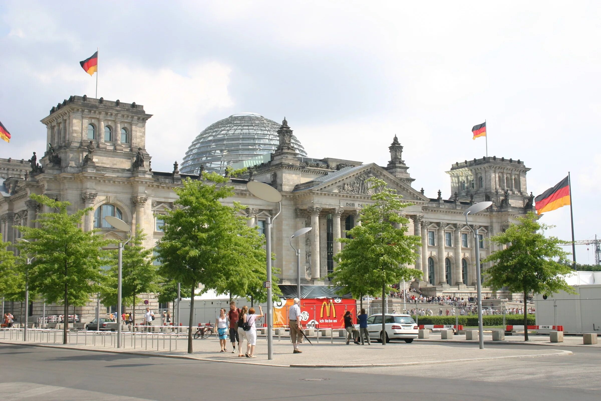 Здание рейхстага в берлине сейчас фото THE 10 BEST Tours & Activities in Alt-Treptow (Berlin) Updated 2024