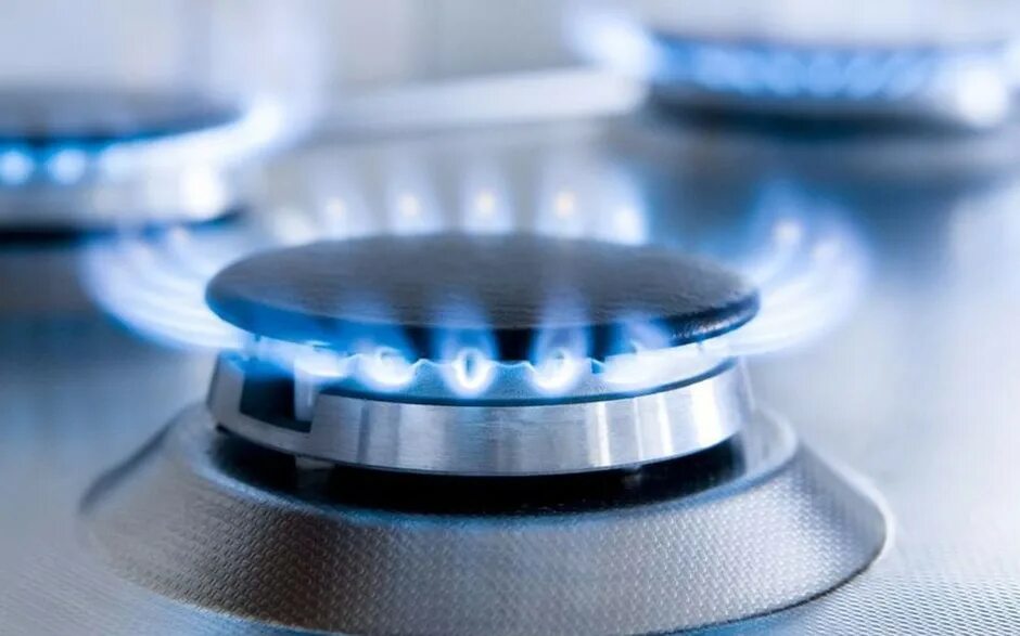 Газовая комфорка или конфорка. Природный газ. Манометр на газопроводе. Газовая промышленность. Подача природного газа.