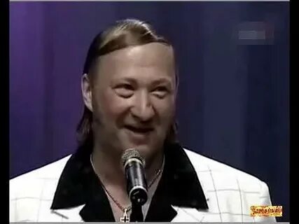 Гальцев руки под пальто