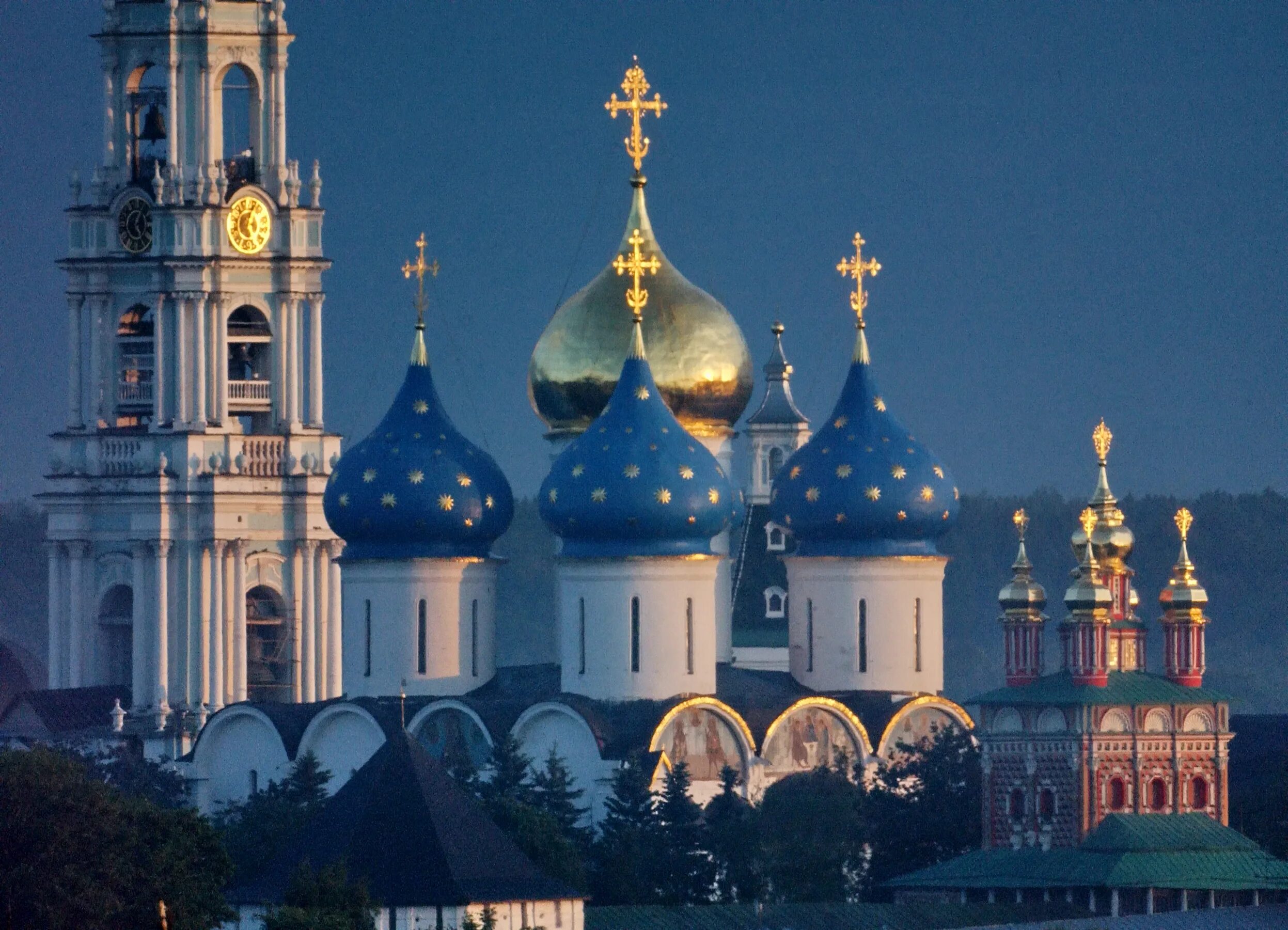 церковь сергиева лавра