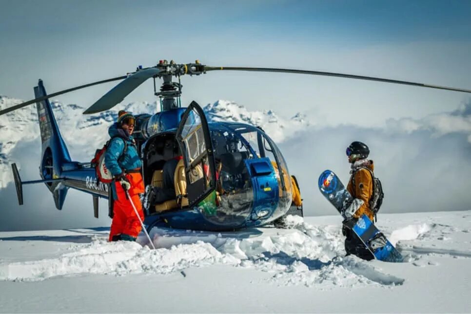 Вертолет шерегеш. Хели ски красная Поляна. Хели ски Байкал. Heli Ski Сочи.