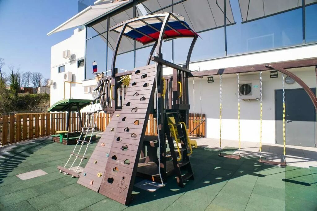Небуг вечеринки. Lavicon отель небуг. heliopark nebug. lavicon apart hotel collection 5. лавикон отель небуг бассейн.