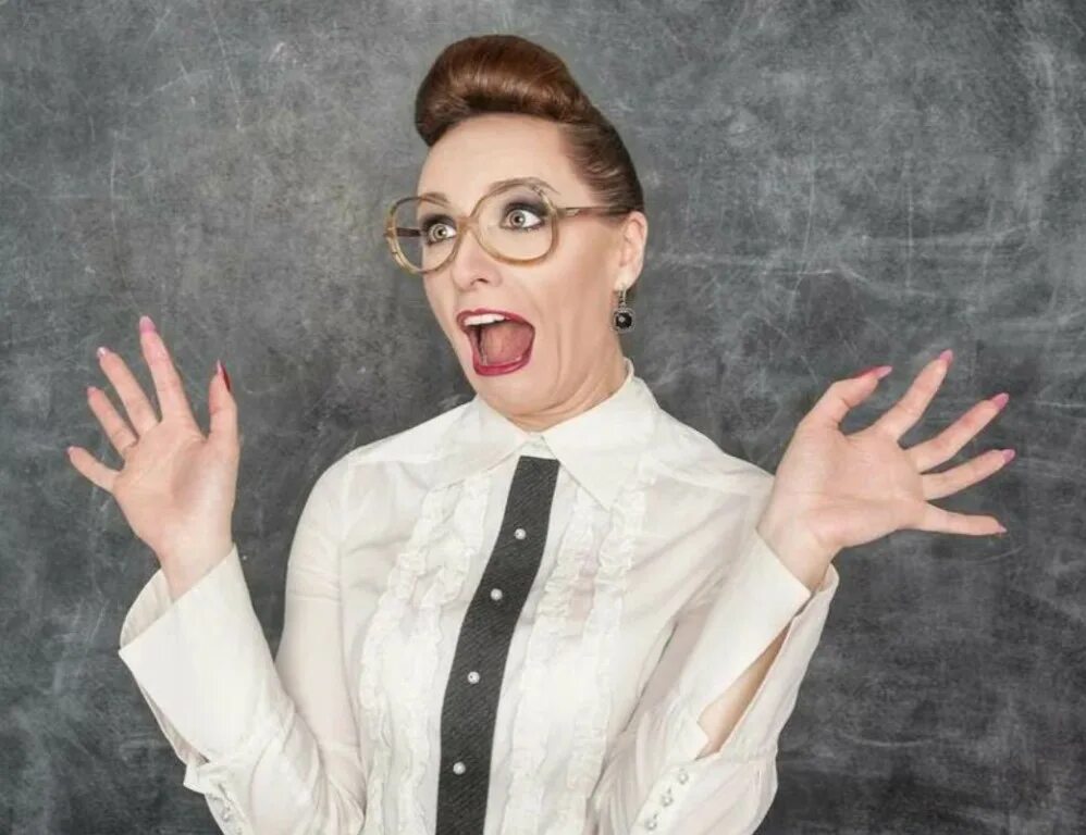 Профессия учитель. Фото учительницы. Удивила учительницу. Хелен флэнэган учительница. Училка фото.