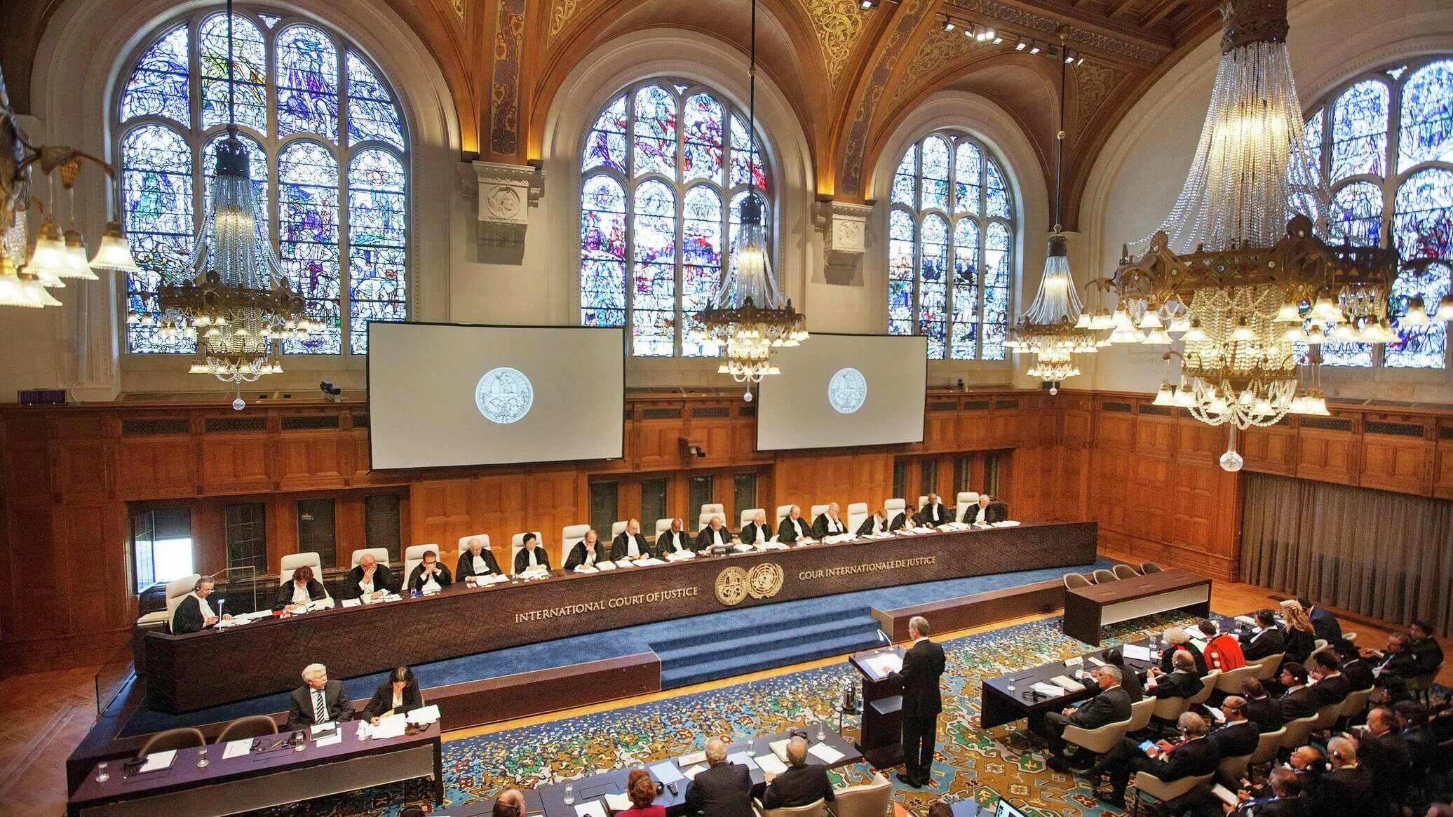 Международный суд оон печать. Международный суд оон (мс оон). Решения международных судов. Решения международных судов. Зал международного суда оон.