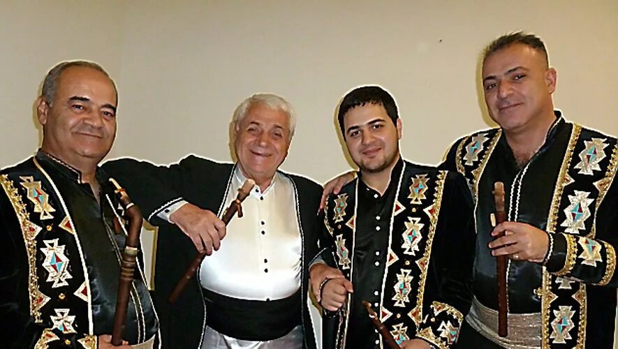 Bd • дживан гаспарян младший. Дживан гаспарян младший. Дживан гаспарян с франция. Дудук армянский дживан гаспарян. Дживан гаспарян в молодости.