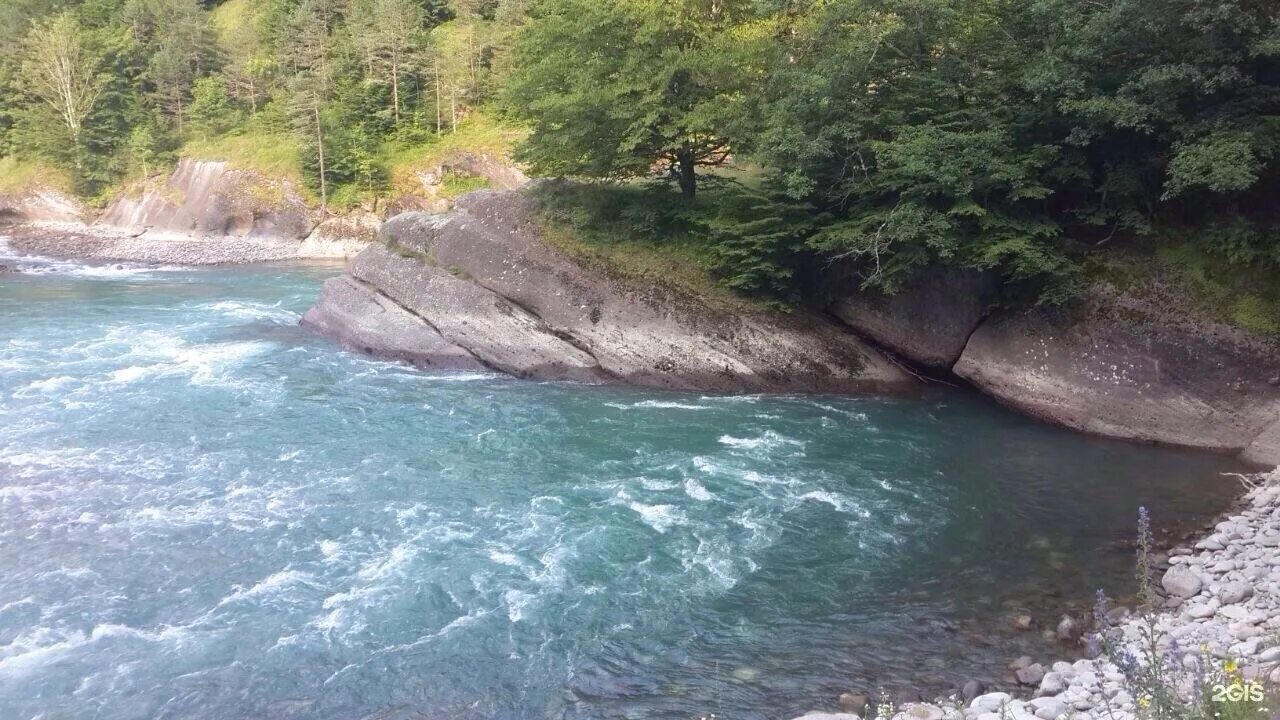 Район Минеральных вод Северного Кавказа. Минеральные воды Кавказа вода. Кавказские Минеральные воды на Северном Кавказе. Рекреационный район кавказские Минеральные воды. Вода источники кавказа